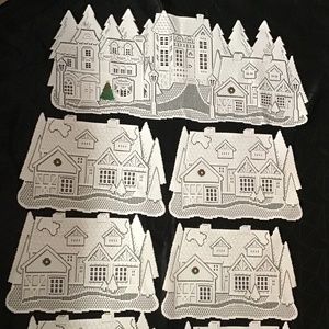 NWOT Lace Christmas Runner and 6 Placemats with embroidered details